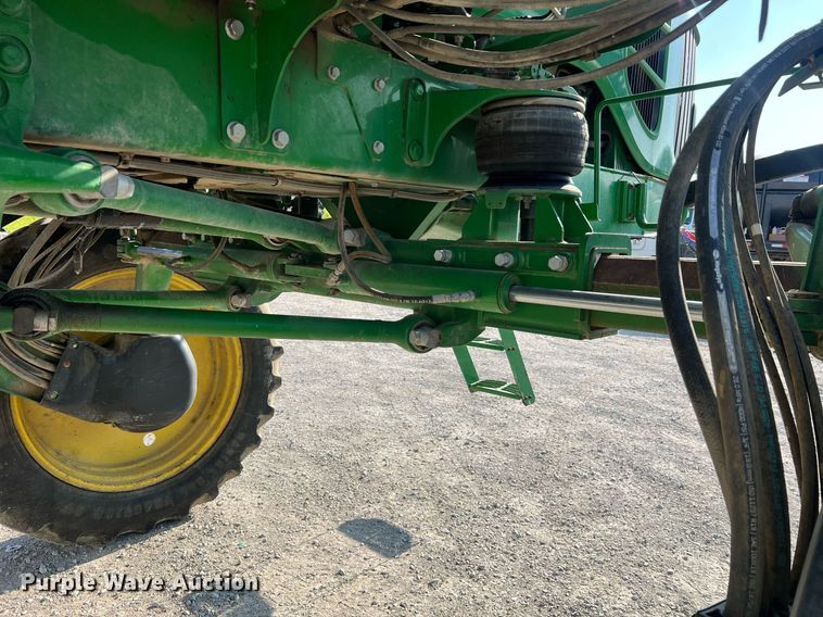 image for item II9213 2014 John Deere 4630  sprayer