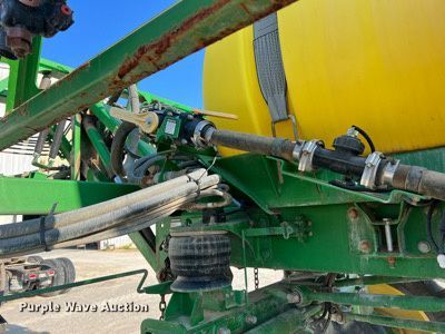 image for item II9213 2014 John Deere 4630  sprayer