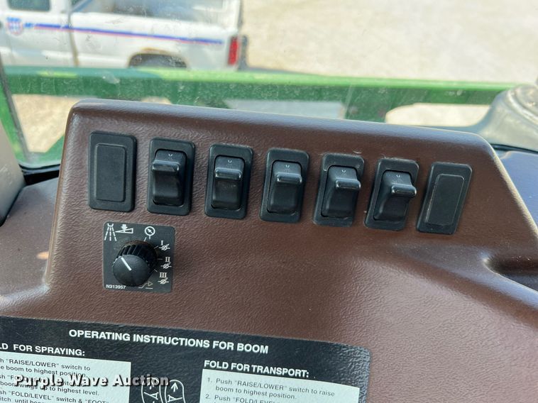 image for item II9213 2014 John Deere 4630  sprayer