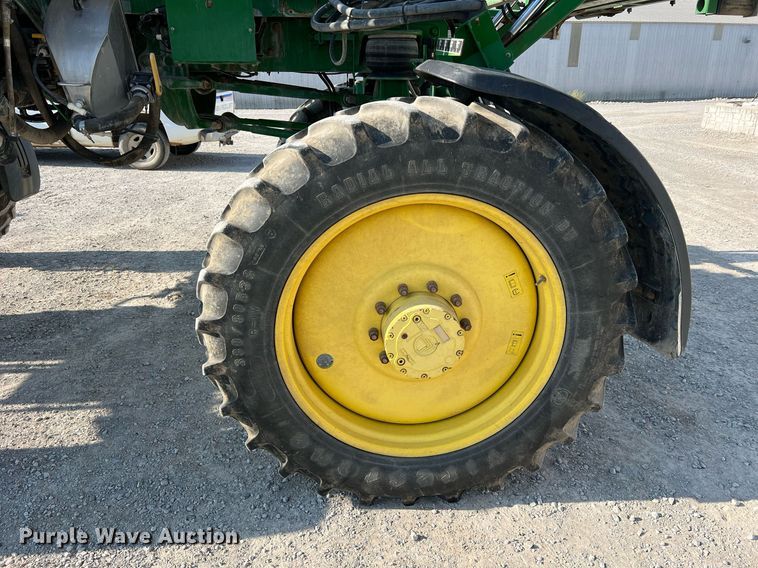 image for item II9213 2014 John Deere 4630  sprayer