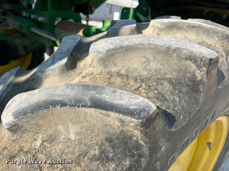 image for item II9213 2014 John Deere 4630  sprayer