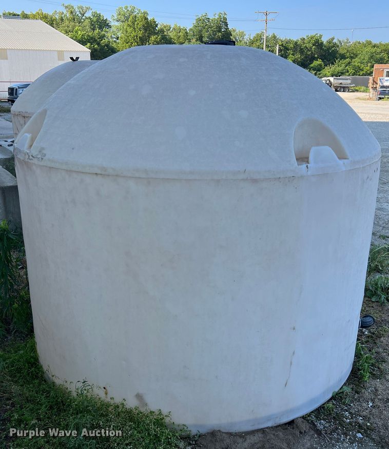 image for item II9217 (2) poly tanks