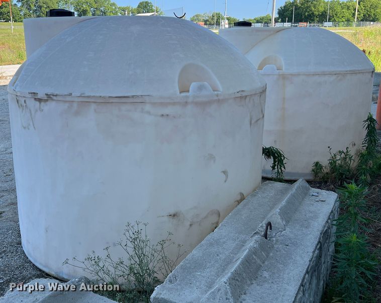 image for item II9217 (2) poly tanks