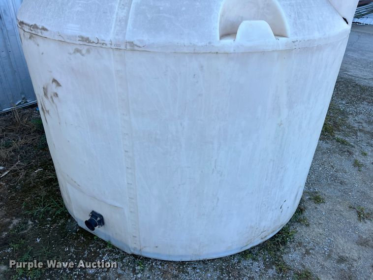 image for item II9217 (2) poly tanks