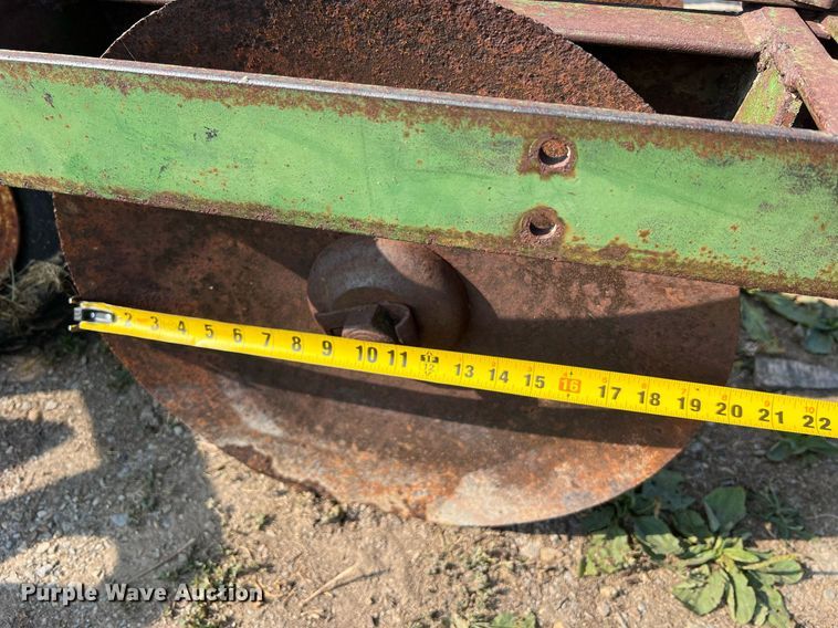 image for item II9231 John Deere 6XH-03  off-set disk