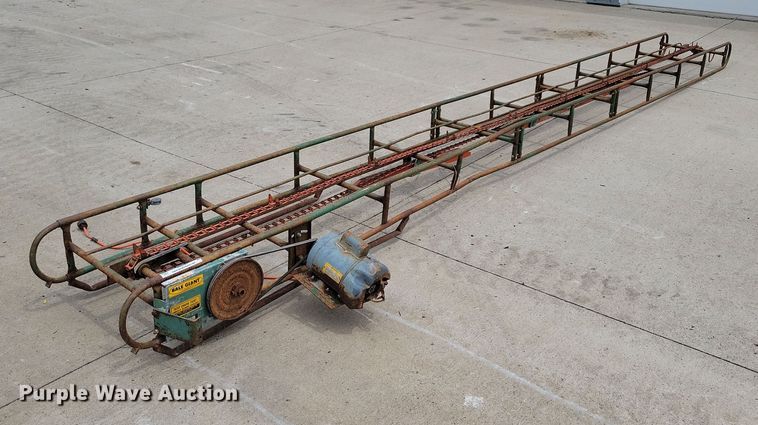 image for item JO9194 Little Giant  hay bale elevator