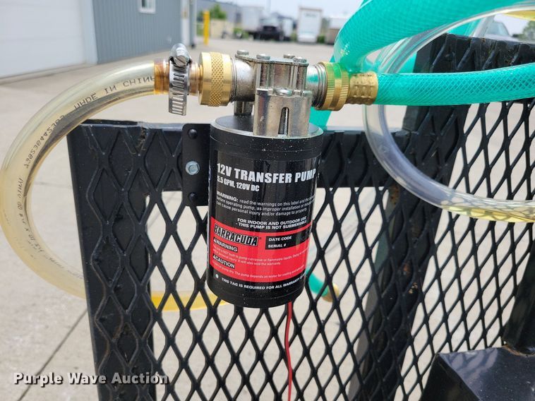 image for item JO9195 (2) auxiliary fuel tanks