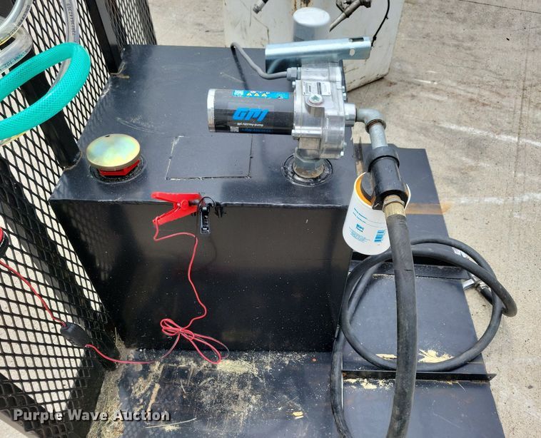 image for item JO9195 (2) auxiliary fuel tanks