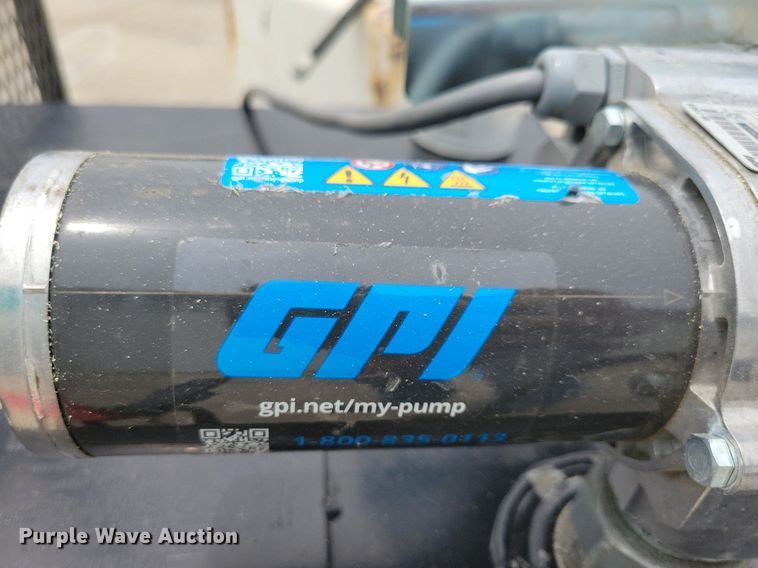 image for item JO9195 (2) auxiliary fuel tanks