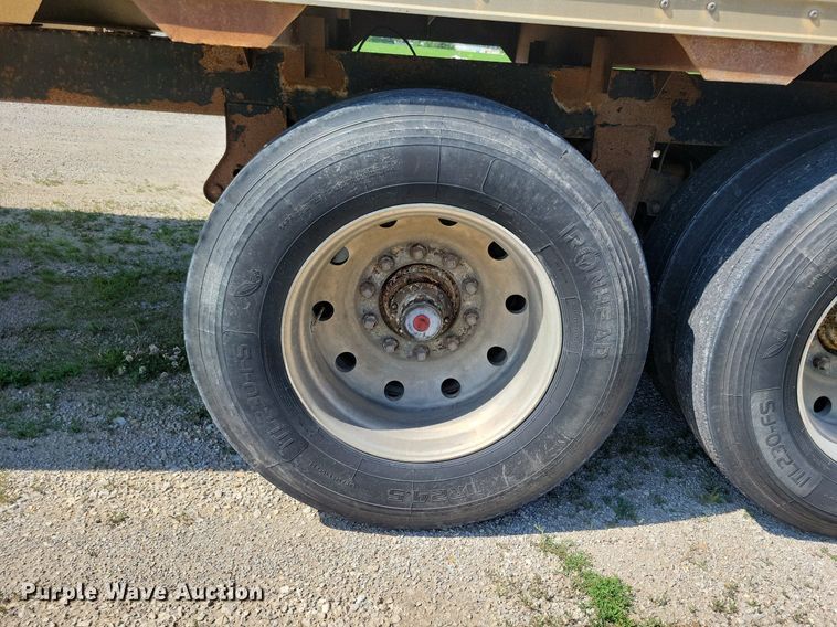 image for item JO9215 1988 Timpte  grain trailer