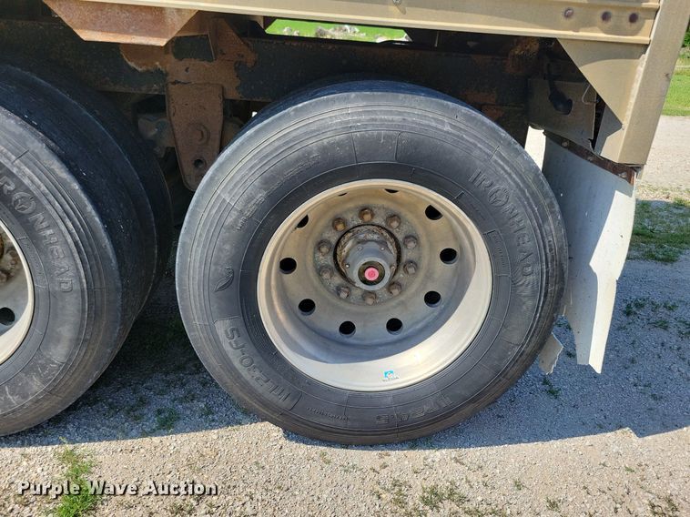 image for item JO9215 1988 Timpte  grain trailer