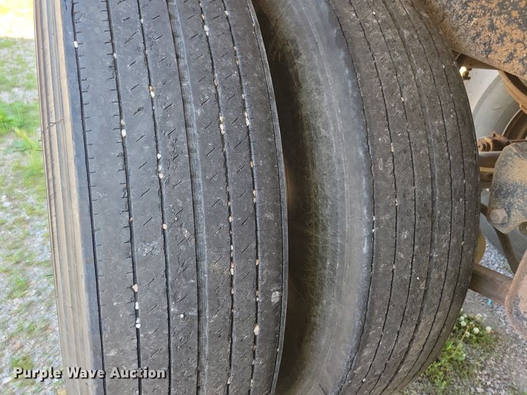 image for item JO9215 1988 Timpte  grain trailer