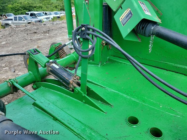 image for item JO9239 John Deere HX15  batwing rotary mower