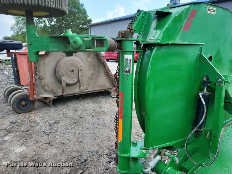 image for item JO9239 John Deere HX15  batwing rotary mower