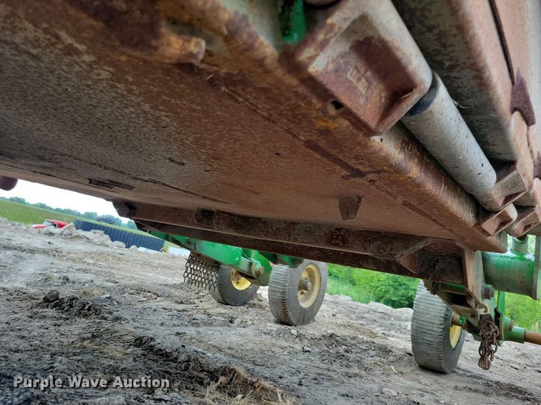 image for item JO9239 John Deere HX15  batwing rotary mower