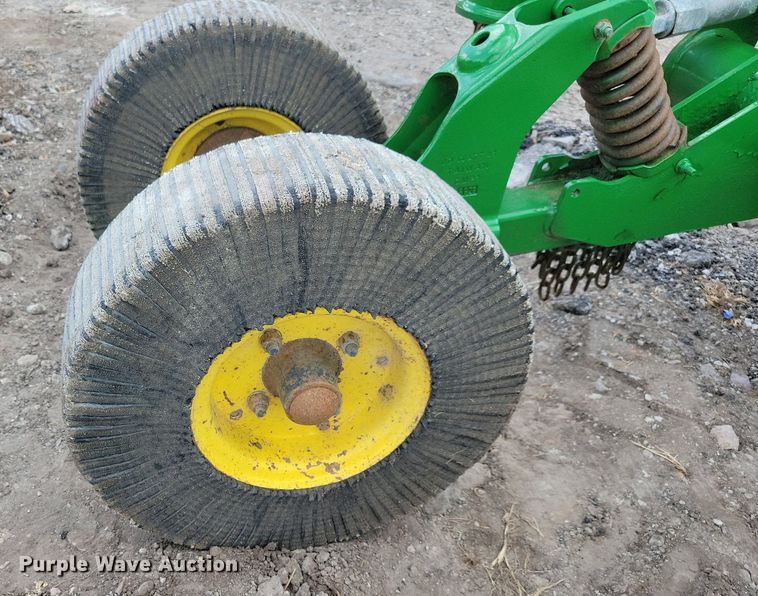 image for item JO9239 John Deere HX15  batwing rotary mower