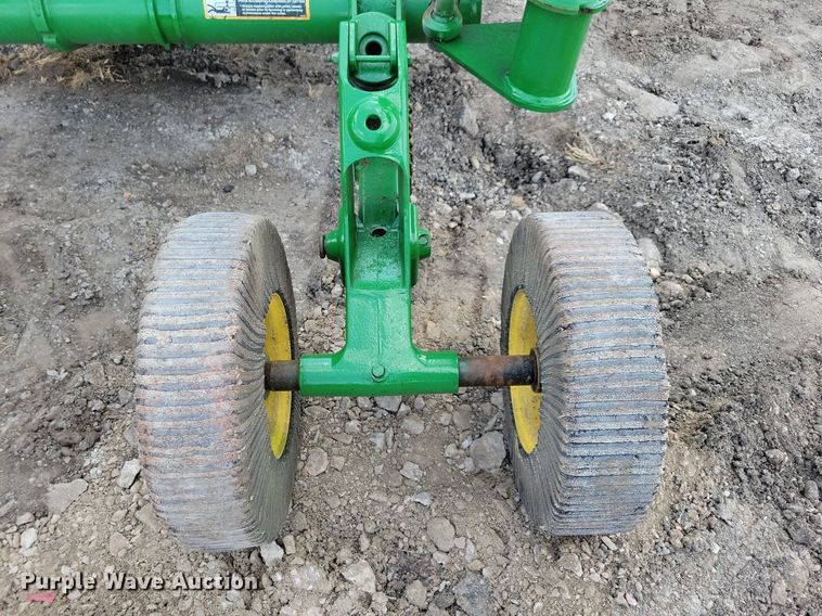 image for item JO9239 John Deere HX15  batwing rotary mower