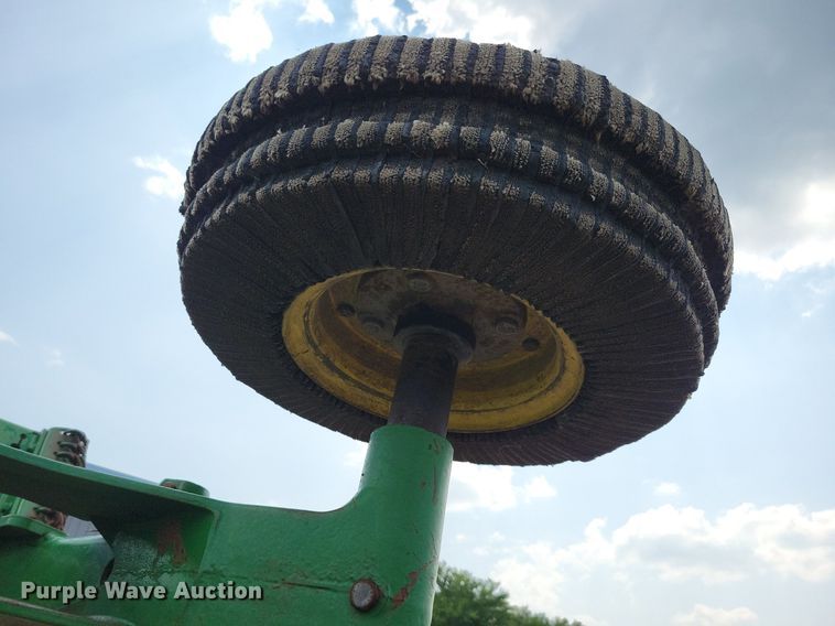 image for item JO9239 John Deere HX15  batwing rotary mower