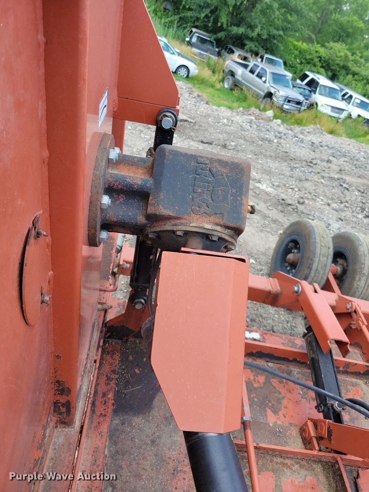 image for item JO9240 Rhino SE15-4A  batwing rotary mower