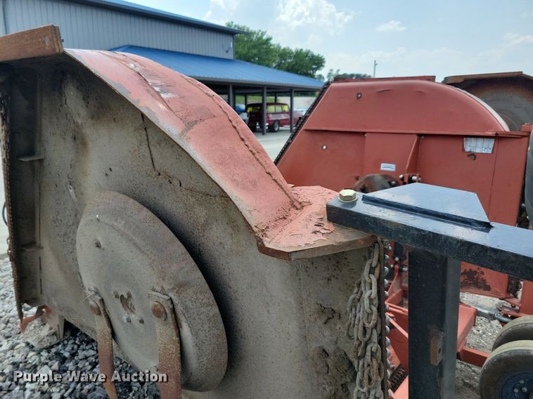 image for item JO9240 Rhino SE15-4A  batwing rotary mower