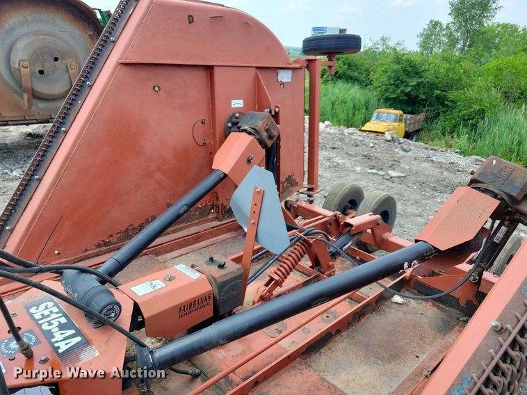 image for item JO9240 Rhino SE15-4A  batwing rotary mower