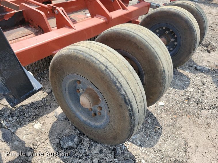 image for item JO9240 Rhino SE15-4A  batwing rotary mower