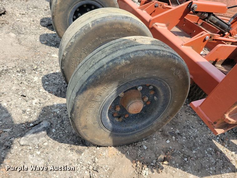 image for item JO9240 Rhino SE15-4A  batwing rotary mower