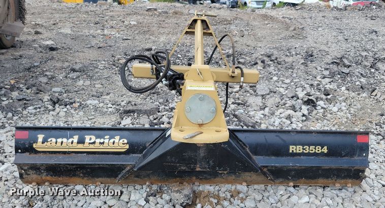 image for item JO9241 Land Pride RB3584  blade