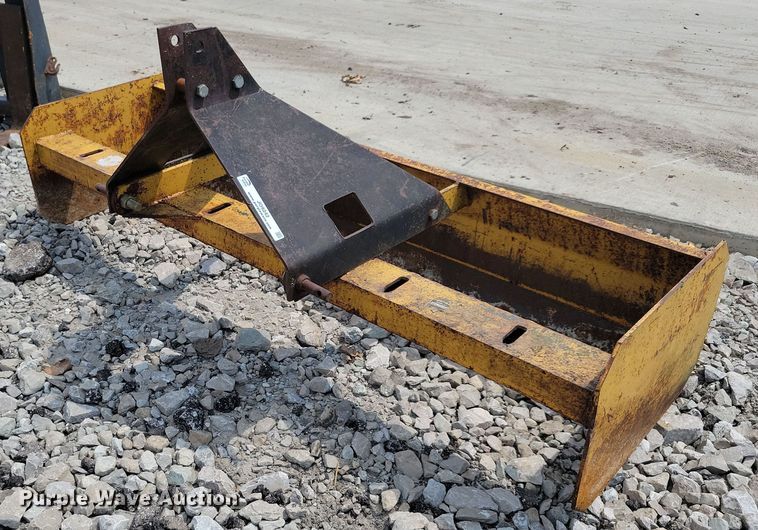 image for item JO9242 Howse  box blade