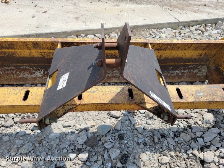 image for item JO9242 Howse  box blade