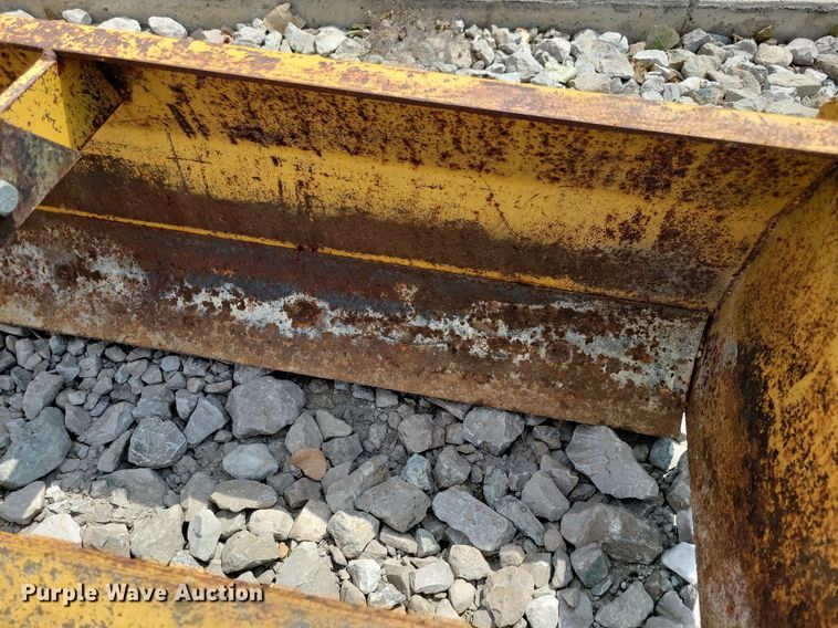 image for item JO9242 Howse  box blade