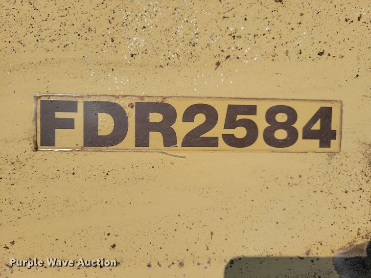 image for item JO9244 Land Pride FDR2584  rotary mower