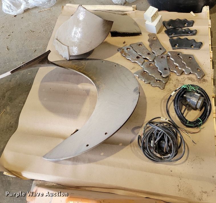 image for item JO9258 RotoMix 533-16  feed mixer