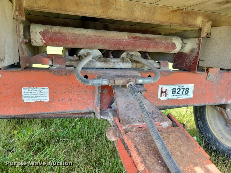 image for item JO9259 Kory 8278  silage dump wagon