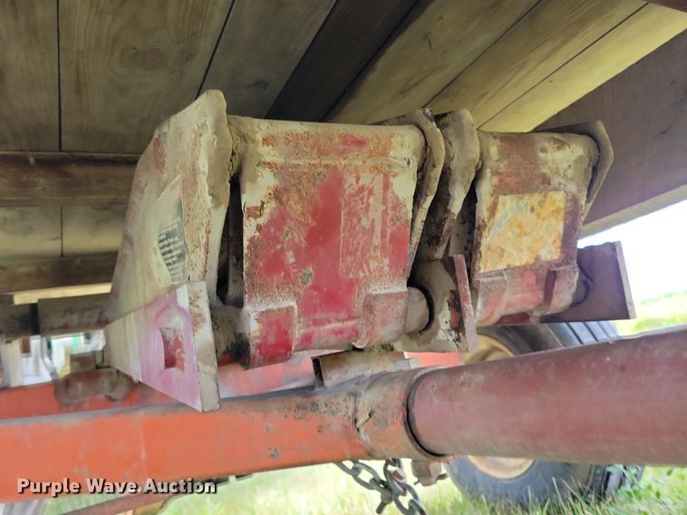 image for item JO9259 Kory 8278  silage dump wagon