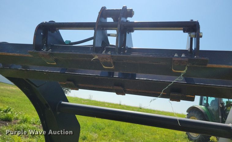 image for item JO9263 HLA BK60  round bale cutter