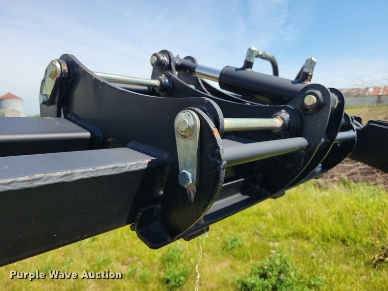 image for item JO9263 HLA BK60  round bale cutter