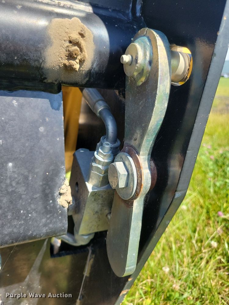 image for item JO9263 HLA BK60  round bale cutter