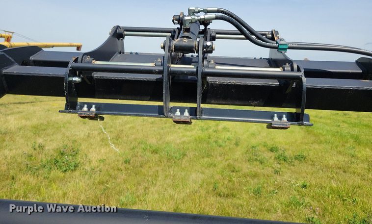 image for item JO9263 HLA BK60  round bale cutter