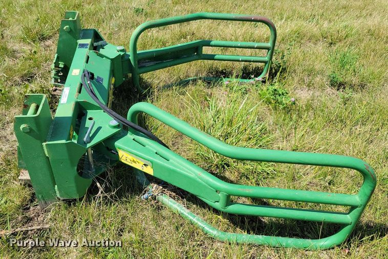 image for item JO9264 2013 McHale R5  bale grabber