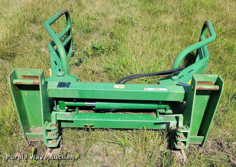 image for item JO9264 2013 McHale R5  bale grabber