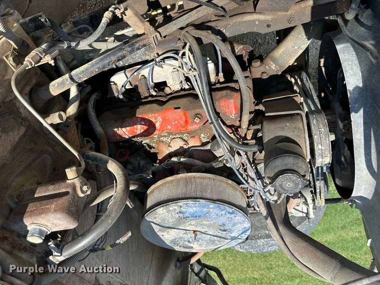 image for item KL9022 1979 International 1824  grain truck