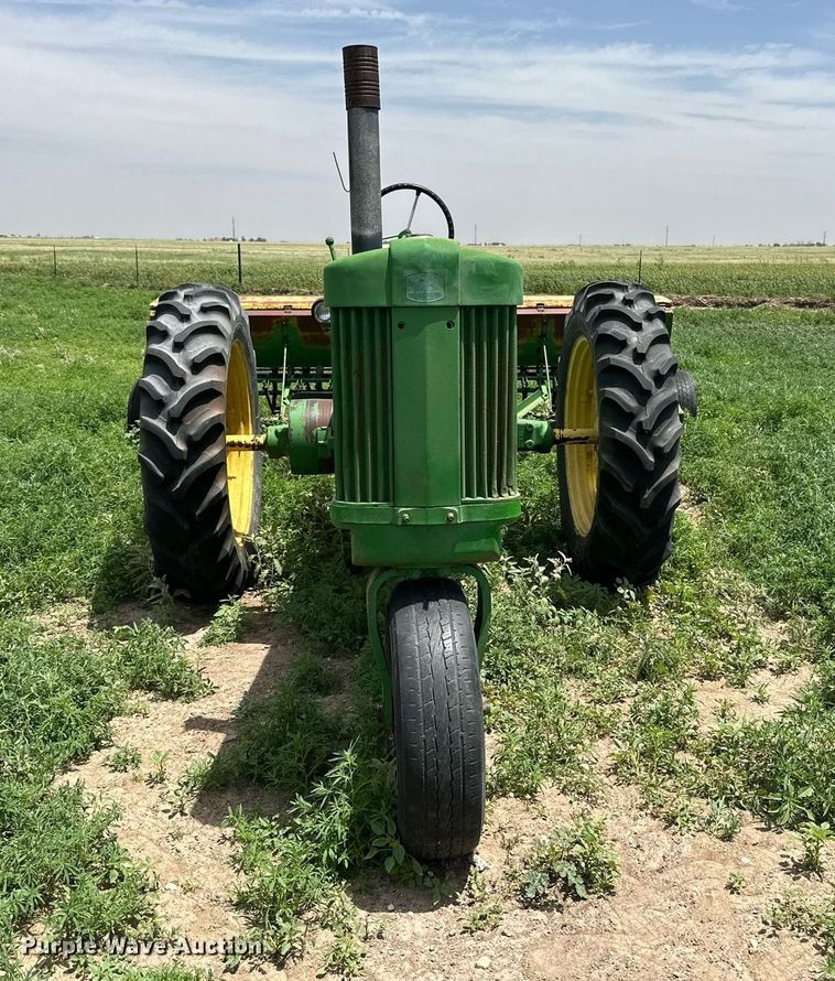 image for item KM9870 John Deere 60  tractor