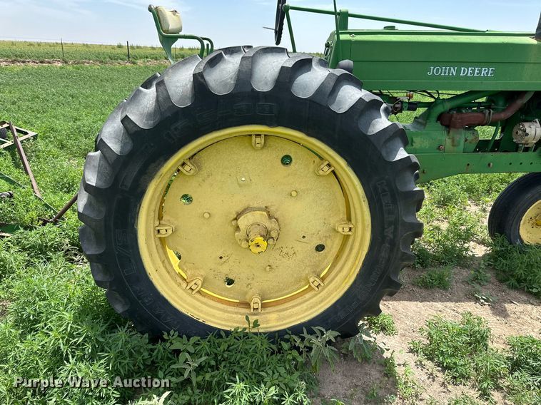 image for item KM9870 John Deere 60  tractor
