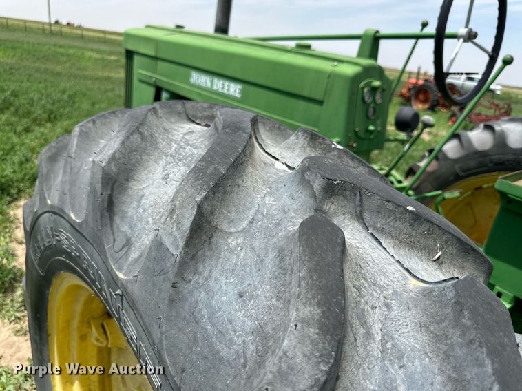 image for item KM9870 John Deere 60  tractor