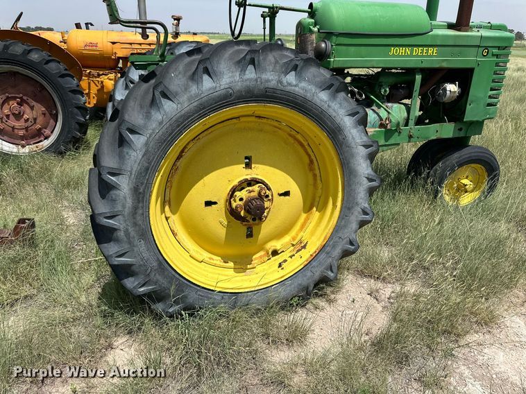 image for item KM9872 1950 John Deere G  tractor