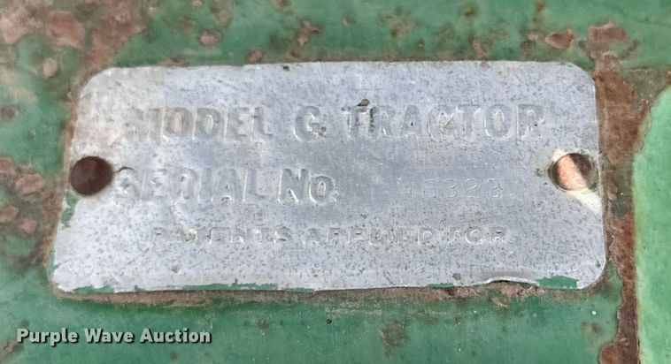 image for item KM9872 1950 John Deere G  tractor