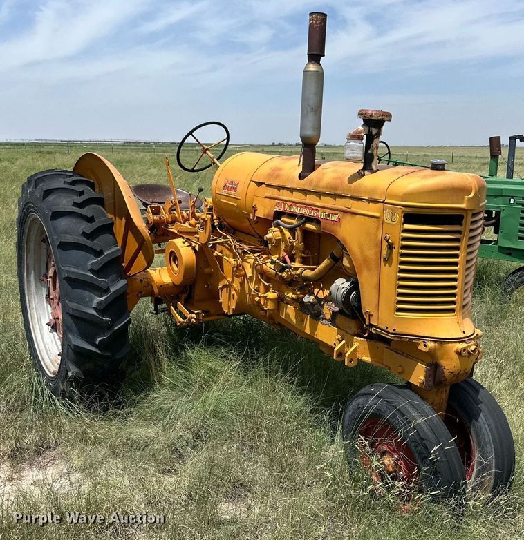 image for item KM9873 Minneapolis Moline UB  tractor