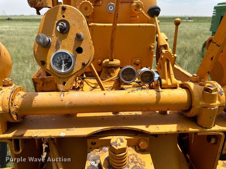 image for item KM9873 Minneapolis Moline UB  tractor