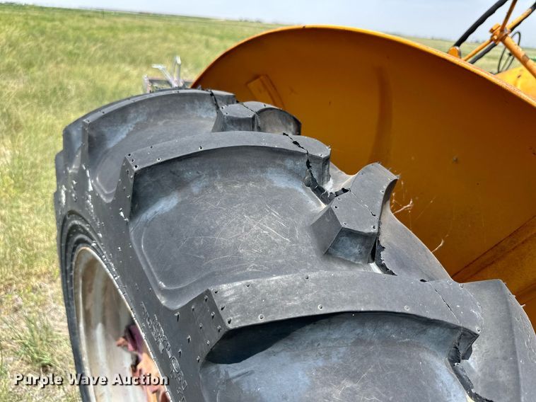 image for item KM9873 Minneapolis Moline UB  tractor